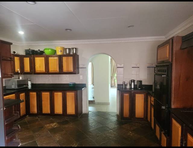 4 BEDROOM HOUSE FOR SALE IN AMANDASIG